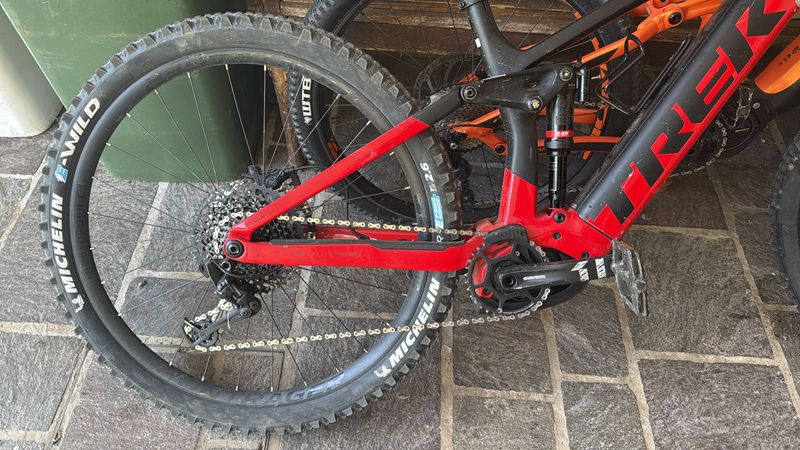 Used Trek Rail 9.8 2020 2020 Mountainbike, Red, 29 — image 3 of 4