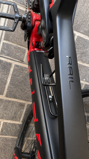 Used Trek Rail 9.8 2020 2020 Mountainbike, Red, 29 — image 2 of 4