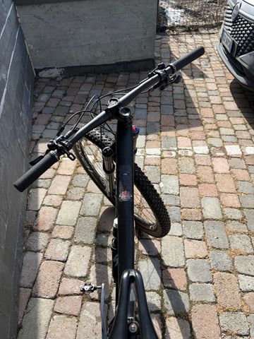 Used Specialized Epic EVO Expert 2023 2023 Mountainbike, Black, 29 — image 5 of 15