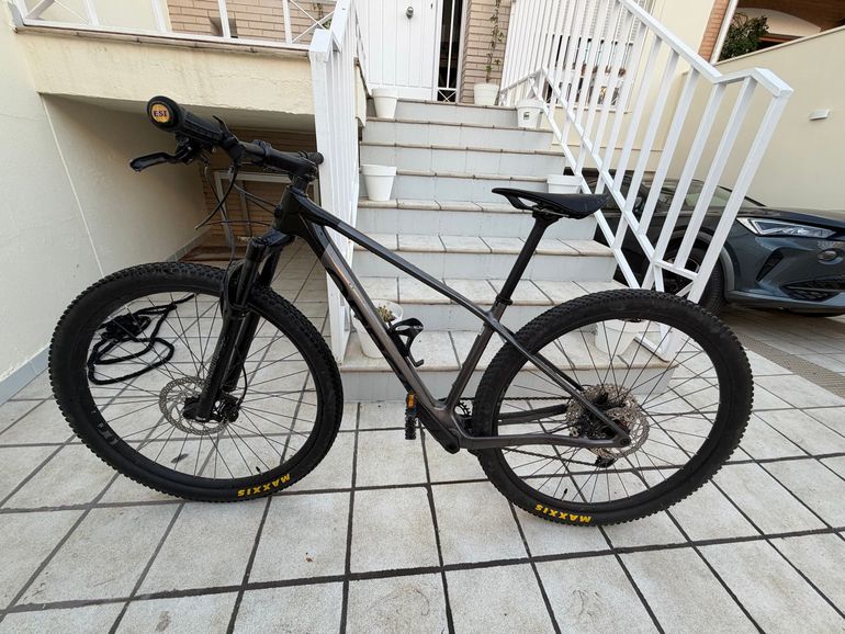 Używany Orbea ALMA M50 2023 2023 Mountainbike — zdjęcie 2 z 5