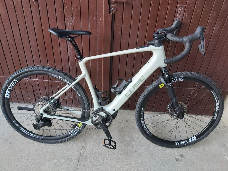 CUBE NUROAD HYBRID C:62, SLX 400X 2026 2026 Road & Gravel d'occasion — image 1 sur 5