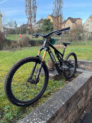 Used Specialized S-Works Stumpjumper EVO 2023 2023 Mountainbike, Black, 29 — image 2 of 3
