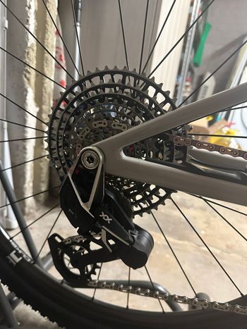 Używany Specialized Epic 8 Expert 2026 2026 Mountainbike — zdjęcie 3 z 8