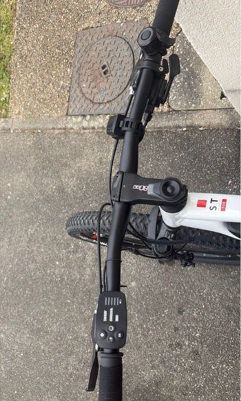 Gebrauchtes ROCKRIDER 27.5" Semi-Rigid Electric Mountain Bike E-ST 100 2024 2024 Mountainbike, Weiß, 27.5 — Bild 3 von 4