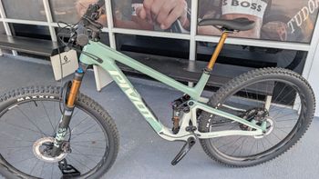 Used Pivot Trailcat SL Pro XT/XTR 2025 2025 Mountainbike, Green, 29 — image 2 of 5
