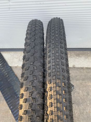 Gebrauchtes Trek Supercaliber 9.8 2023 2023 Mountainbike, Schwarz, 29 — Bild 13 von 15