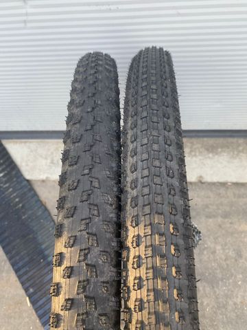 Used Trek Supercaliber 9.8 2023 2023 Mountainbike, Black, 29 — image 13 of 15