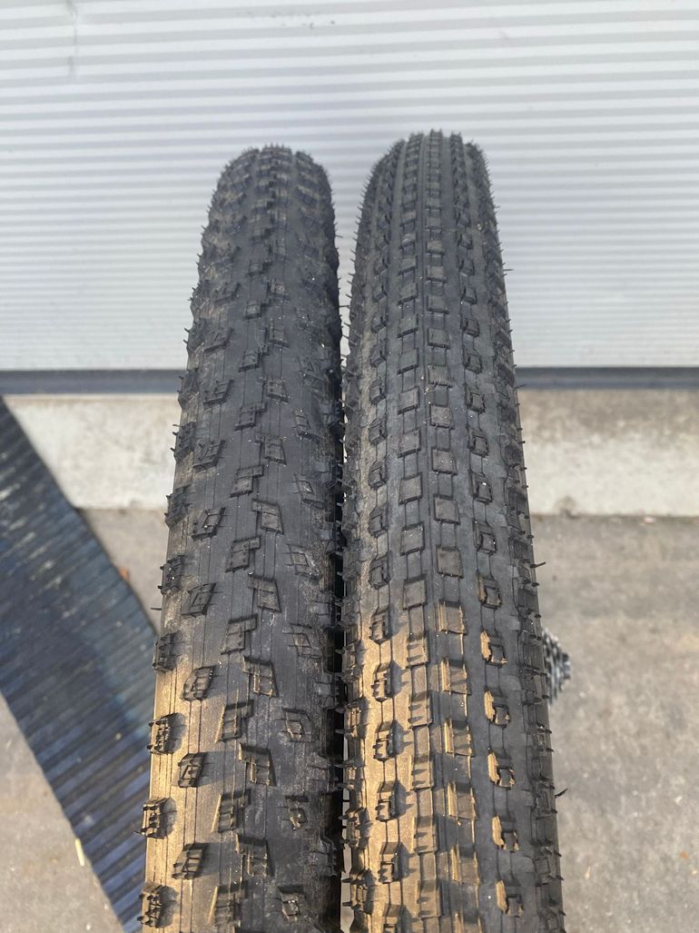 Gebrauchtes Trek Supercaliber 9.8 2023 2023 Mountainbike, Schwarz, 29 — Bild 13 von 15