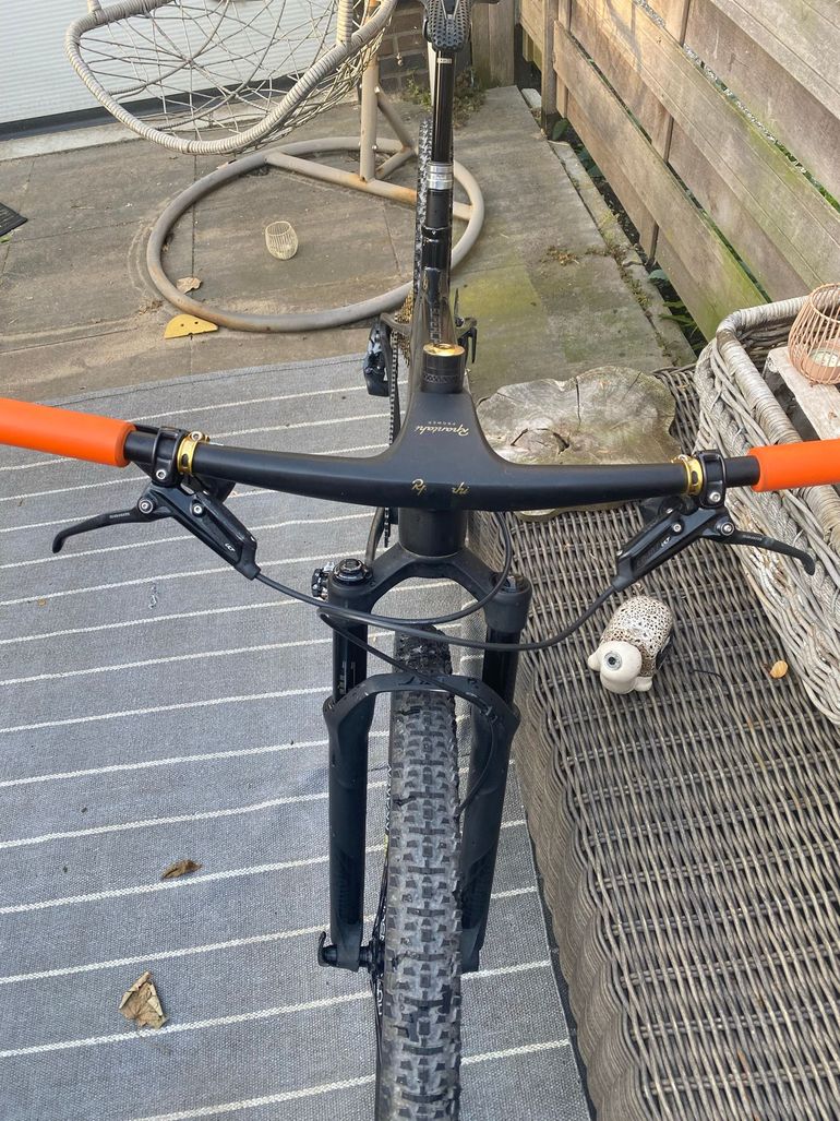 Gebrauchtes Trek Supercaliber 9.8 2023 2023 Mountainbike, Schwarz, 29 — Bild 5 von 15