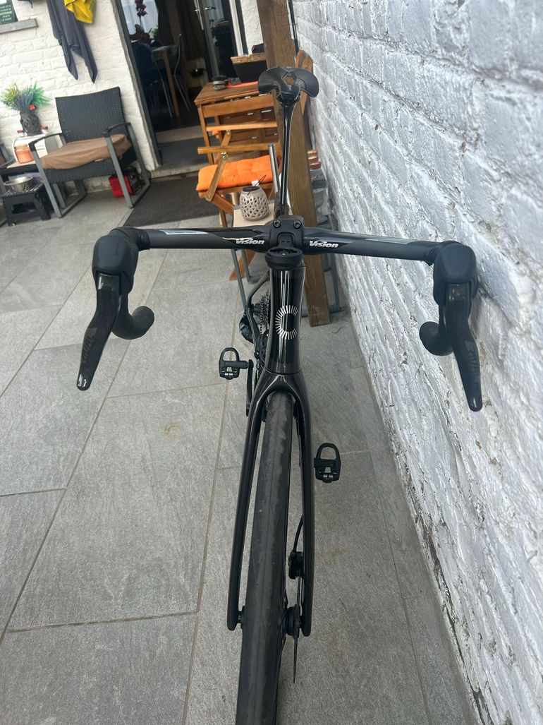 Cannondale SuperSix EVO SRAM Rival eTap AXS 2026 Road & Gravel d'occasion — image 3 sur 10