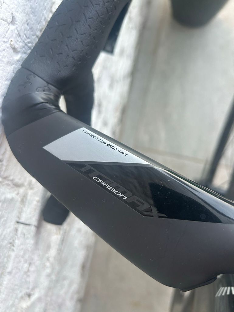 Cannondale SuperSix EVO SRAM Rival eTap AXS 2026 Road & Gravel d'occasion — image 5 sur 10