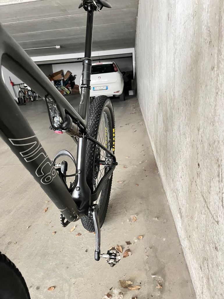 Used ARC8 Evolve FS XT 2023 2023 Mountainbike, Black, 29 — image 3 of 5