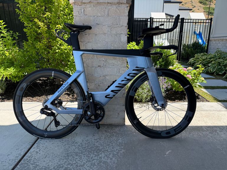 Used Canyon Speedmax CF SLX 8 Di2 2025 2025 Road & Gravel, Light Gray — image 1 of 6