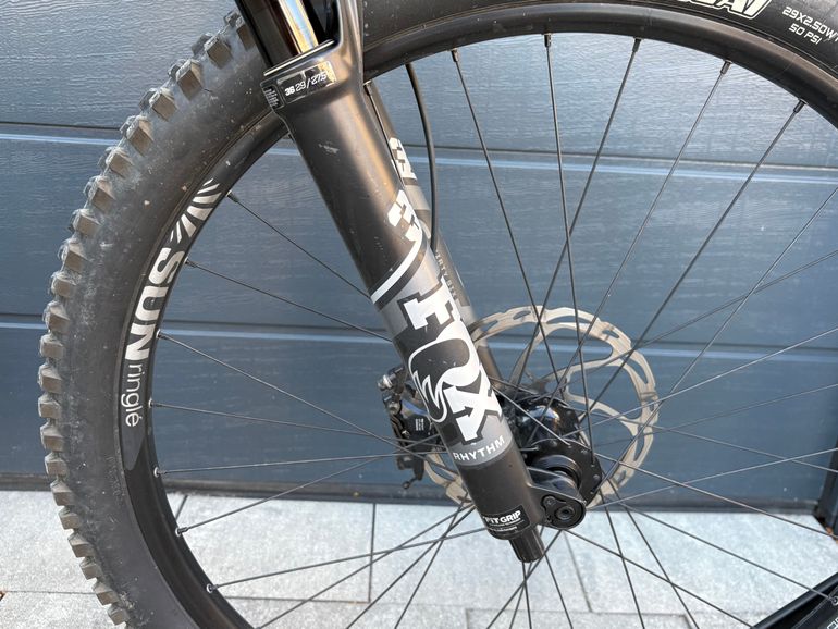 Used Canyon Spectral Cf 8 2023 2023 Mountainbike, Black — image 3 of 8