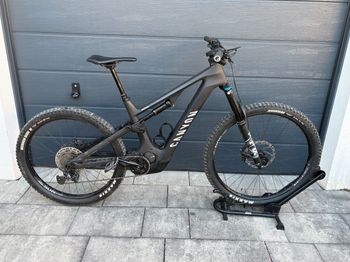 Używany Canyon Spectral Cf 8 2023 2023 MTB