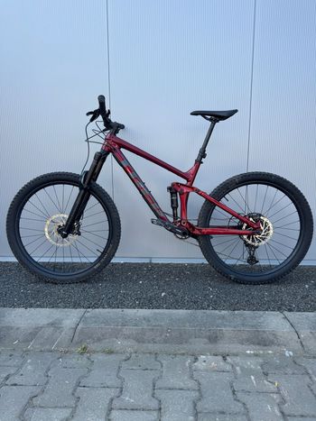 Używany Trek Remedy 7 2022 2022 Mountainbike — zdjęcie 2 z 4