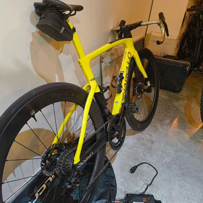 Pinarello DOGMA F DURA ACE Di2 2025 2025 Road & Gravel de segunda mano, Naranja — imagen 4 de 8