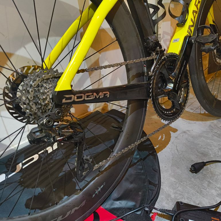 Pinarello DOGMA F DURA ACE Di2 2025 2025 Road & Gravel de segunda mano, Naranja — imagen 3 de 8