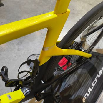 Pinarello DOGMA F DURA ACE Di2 2025 2025 Road & Gravel de segunda mano, Naranja — imagen 6 de 8