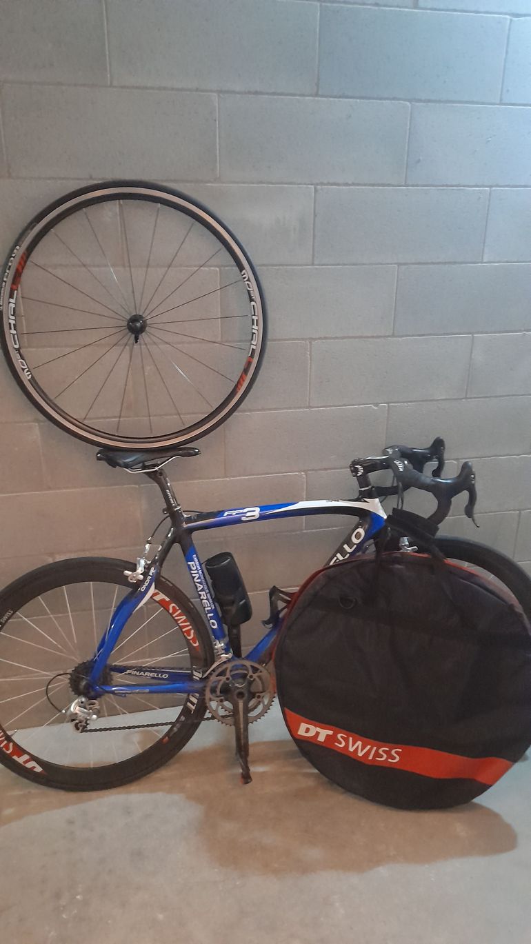 Pinarello Vendo Pinarello Fp3 In Carbonio Manubrio Zipp Ruote Profilo Alto Dt Swiss Cambio Campagnolo Centaur Vendo Con Coppi Ruotevallenamento Taglia 57/54 2019 Road & Gravel d'occasion — image 2 sur 3
