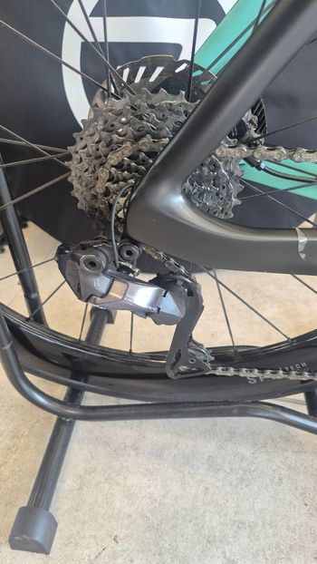 Gebrauchtes Bianchi Oltre PRO SHIMANO ULTEGRA DI2 2024 2024 Road & Gravel, Schwarz — Bild 2 von 4