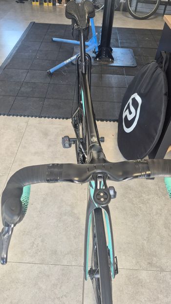Gebrauchtes Bianchi Oltre PRO SHIMANO ULTEGRA DI2 2024 2024 Road & Gravel, Schwarz — Bild 4 von 4