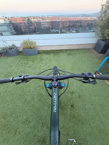 Używany Orbea RALLON M20 2024 2024 Mountainbike — zdjęcie 8 z 8