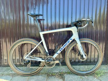 Używany Specialized S-Works Tarmac SL8 – SRAM RED AXS 2025 2025 Road & Gravel — zdjęcie 8 z 18