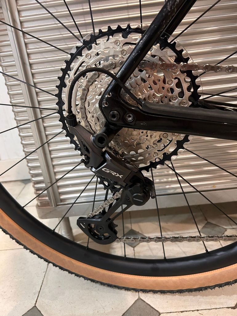 Specialized Diverge 4 Sport Carbon - Shimano GRX 600 2026 2026 Road & Gravel de segunda mano, Negro — imagen 3 de 15