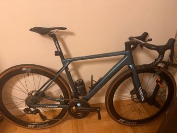 Gebrauchtes Canyon Ultimate CF SLX 8 Di2 2024 2024 Road & Gravel, Blau — Bild 5 von 14