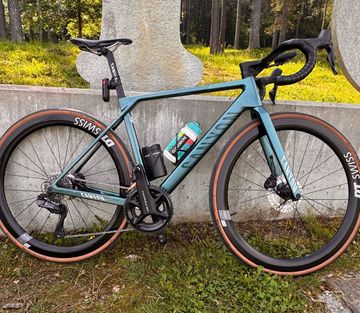 Brugt Canyon Ultimate CF SLX 8 Di2 2024 2024 Road & Gravel