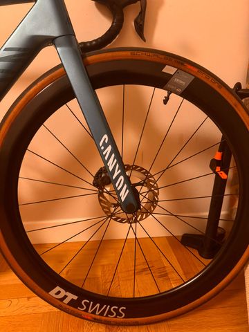 Brugt Canyon Ultimate CF SLX 8 Di2 2024 2024 Road & Gravel — billede 7 af 36