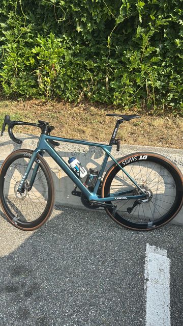 Brugt Canyon Ultimate CF SLX 8 Di2 2024 2024 Road & Gravel — billede 2 af 36