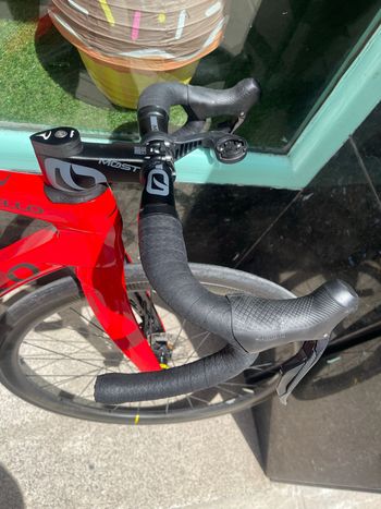 Used Pinarello Prince Disk Ultegra Bike 2021 2021 Road & Gravel, Red — image 3 of 7