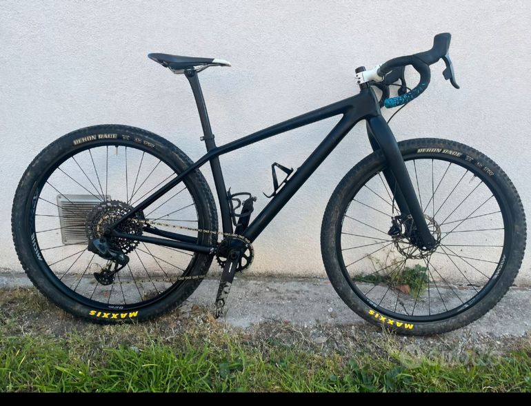 Używany Altro Custom SRAM Red eTap AXS 2024 Road & Gravel — zdjęcie 2 z 5