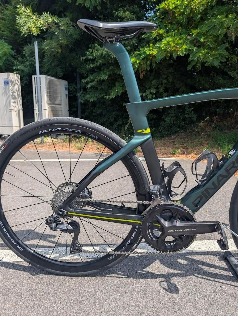 Gebrauchtes Pinarello Dogma F Grandfondo 2022 Road & Gravel, Grün — Bild 3 von 5