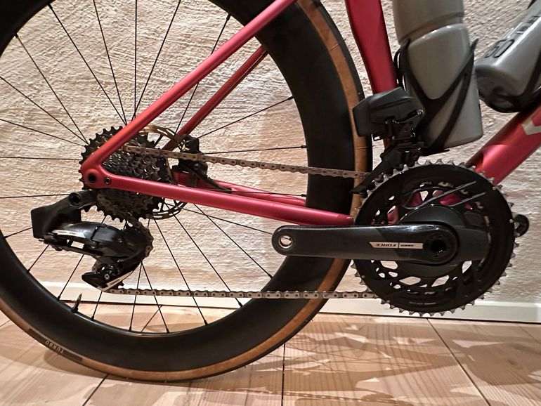 Used Specialized Tarmac SL8 Pro - SRAM Force eTAP AXS 2025 2025 Road & Gravel, Purple — image 3 of 7