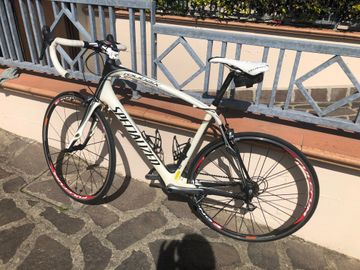 Used Specialized Roubeaux 2010 2010 Road & Gravel, White — image 2 of 4