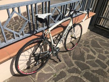 Used Specialized Roubeaux 2010 2010 Road & Gravel, White — image 3 of 4