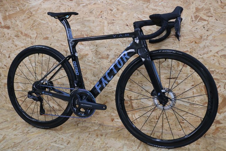 Used Factor Ostro Ultegra Di2 6.8kg 2024 Road & Gravel, Black — image 2 of 9