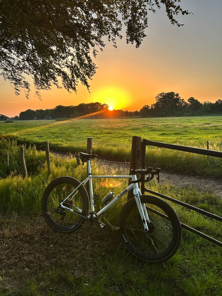 Used Cinelli Custom SRAM Force eTap AXS 2026 Road & Gravel, White — image 5 of 8