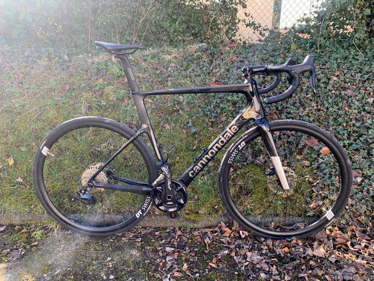 Cannondale SuperSix EVO Shimano 105 Di2 2024 Road & Gravel d'occasion — image 2 sur 3