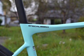 Używany Bianchi Specialissima COMP 105 Di2 2024 2024 Road & Gravel — zdjęcie 7 z 9