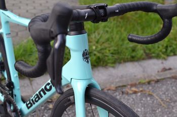 Używany Bianchi Specialissima COMP 105 Di2 2024 2024 Road & Gravel — zdjęcie 5 z 9