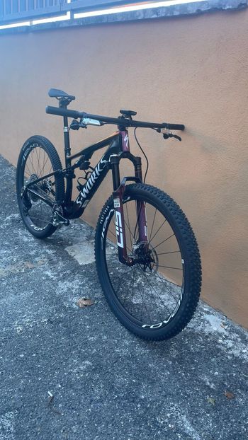 Used Specialized S-Works Epic 8 - SRAM XX AXS, RockShox Ultimate Flight Attendant 2024 2024 Mountainbike, Purple, 29 — image 2 of 4