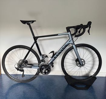 Brugt Canyon Ultimate CF SL 7 2025 2025 Road & Gravel