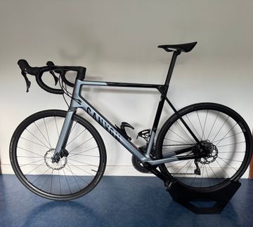 Canyon Ultimate CF SL 7 2025 2025 Road & Gravel d'occasion — image 2 sur 6