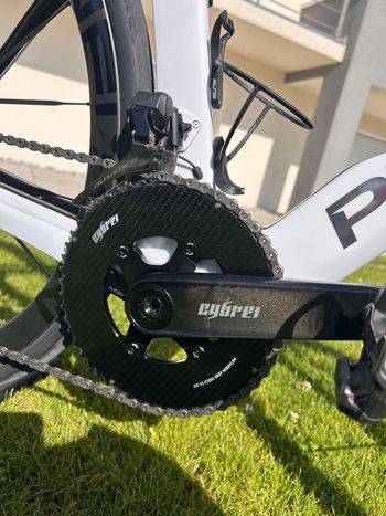 Použité Pinarello DOGMA F DURA ACE Di2 2025 2025 Road & Gravel — obrázek 3 z 9