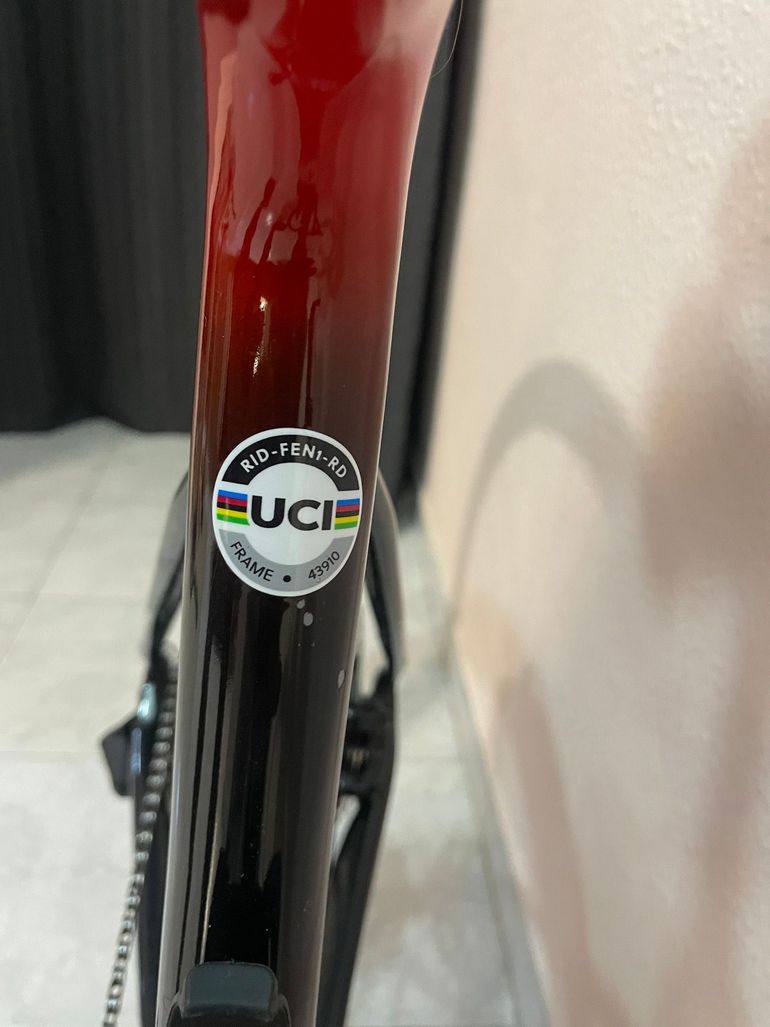 Used Ridley Fenix SLiC - Shimano 105 DI2 // 2x12s 2024 2024 Road & Gravel, Red — image 5 of 7