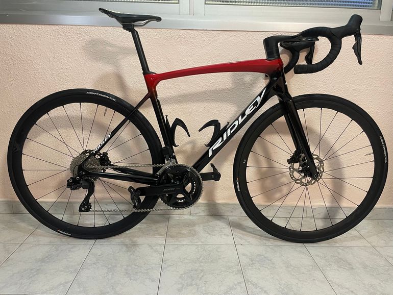 Used Ridley Fenix SLiC - Shimano 105 DI2 // 2x12s 2024 2024 Road & Gravel, Red — image 1 of 7